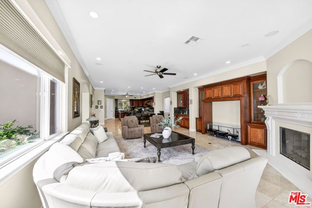 22355 S Summit Ridge Circle, Chatsworth (los Angeles), CA 91311