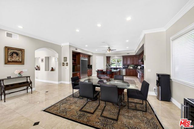 22355 S Summit Ridge Circle, Chatsworth (los Angeles), CA 91311