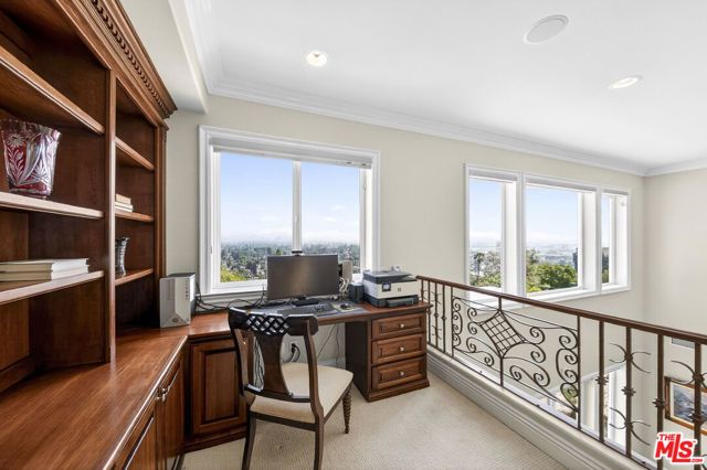 22355 S Summit Ridge Circle, Chatsworth (los Angeles), CA 91311