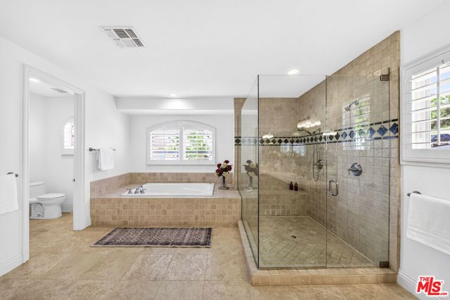 22355 S Summit Ridge Circle, Chatsworth (los Angeles), CA 91311