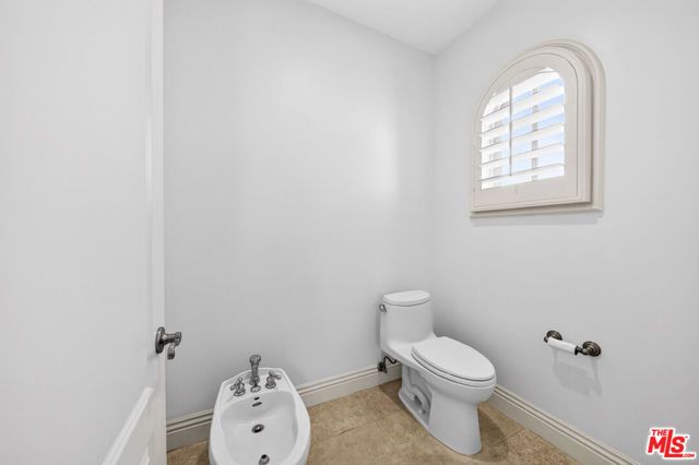 22355 S Summit Ridge Circle, Chatsworth (los Angeles), CA 91311