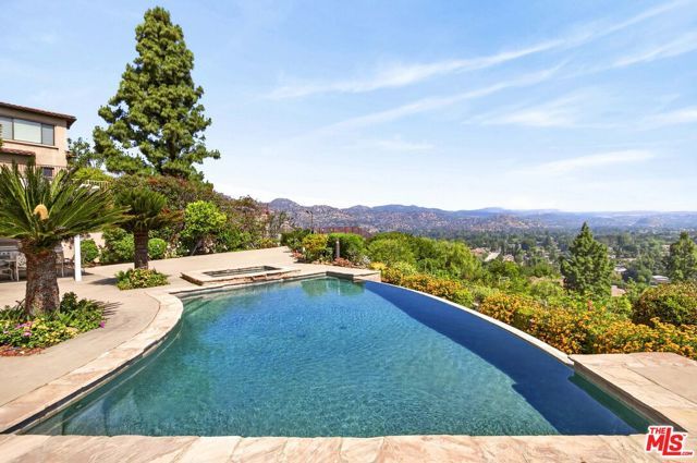 22355 S Summit Ridge Circle, Chatsworth (los Angeles), CA 91311