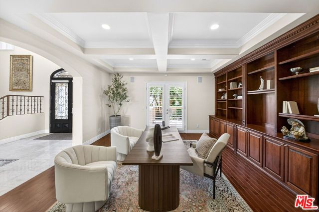 22355 S Summit Ridge Circle, Chatsworth (los Angeles), CA 91311