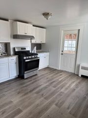 14 Bedford Street 2, Waltham, MA 02452