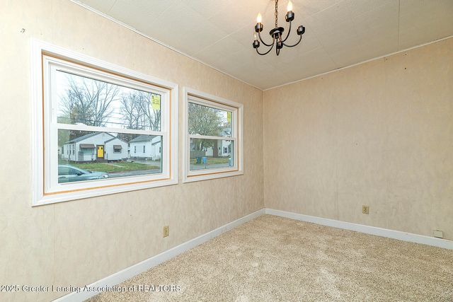 623 N Hayford Avenue, Lansing, MI 48912