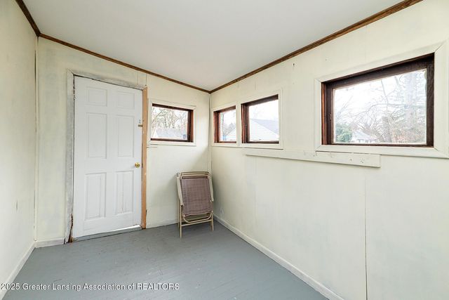 623 N Hayford Avenue, Lansing, MI 48912