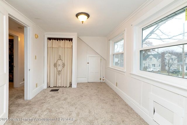 623 N Hayford Avenue, Lansing, MI 48912