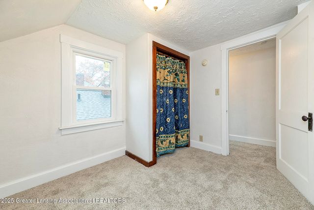 623 N Hayford Avenue, Lansing, MI 48912