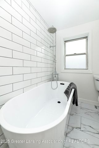 623 N Hayford Avenue, Lansing, MI 48912