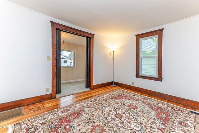 623 N Hayford Avenue, Lansing, MI 48912