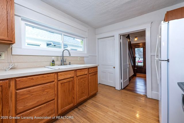 623 N Hayford Avenue, Lansing, MI 48912