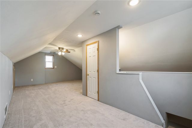 43 Vinton Street, Palo, IA 52324