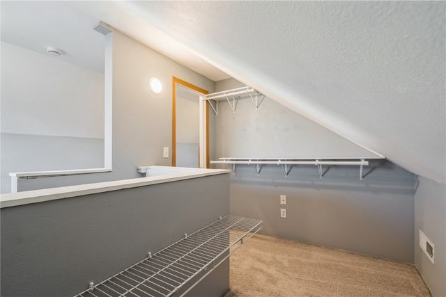 43 Vinton Street, Palo, IA 52324