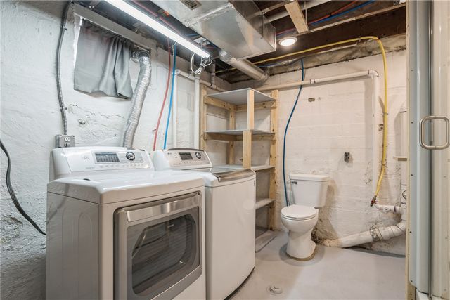 43 Vinton Street, Palo, IA 52324