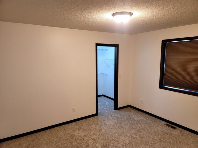 13911 7th Avenue N, Zimmerman, MN 55398