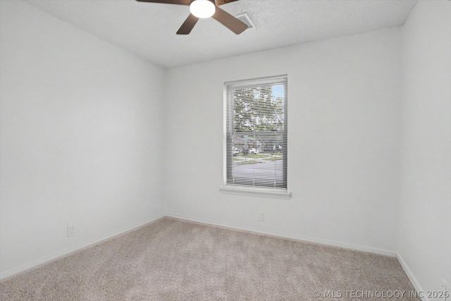 8426 N 117th East Avenue, Owasso, OK 74055
