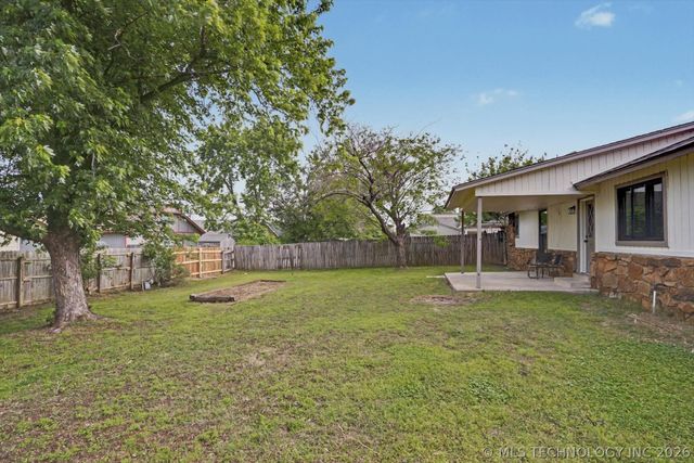 8426 N 117th East Avenue, Owasso, OK 74055