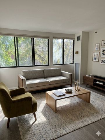 1731 Beacon St 311, Brookline, MA 02445