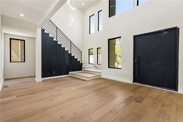 1301 Lavista Road NE, Atlanta, GA 30324