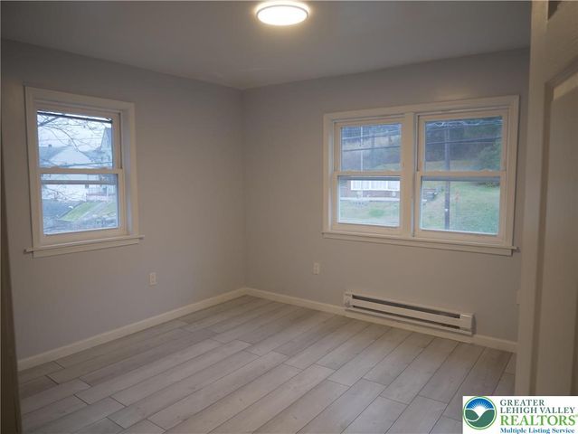 903 West Spruce Street, Other Pa Counties, PA 17866