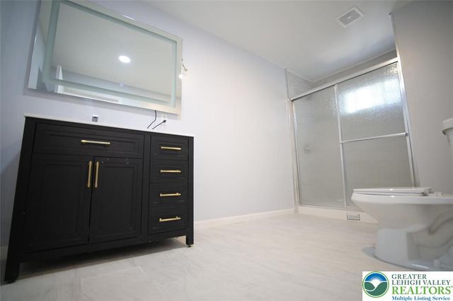 903 West Spruce Street, Other Pa Counties, PA 17866