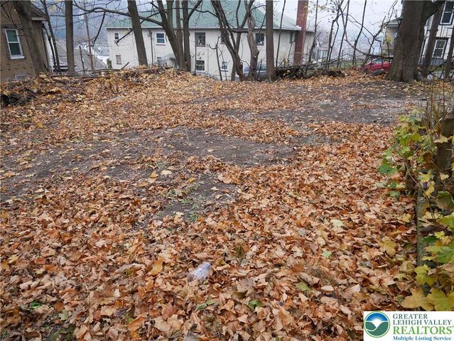 903 West Spruce Street, Other Pa Counties, PA 17866