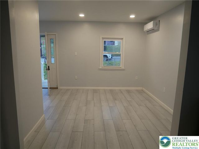 903 West Spruce Street, Other Pa Counties, PA 17866