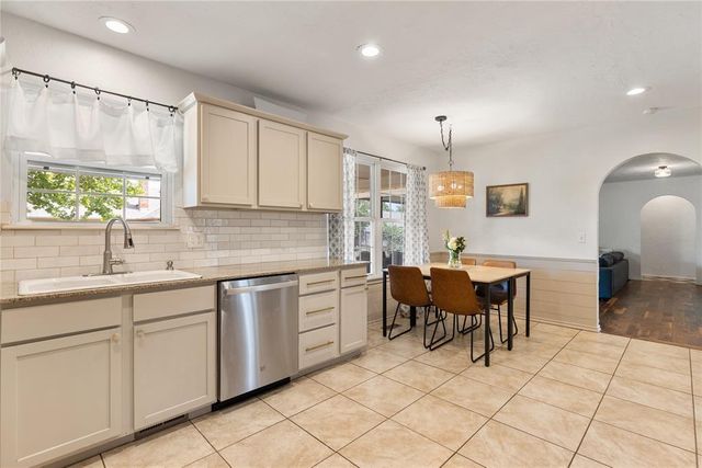 11017 NW 113th Street, Yukon, OK 73099