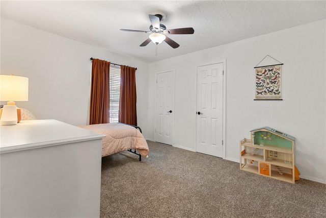 11017 NW 113th Street, Yukon, OK 73099