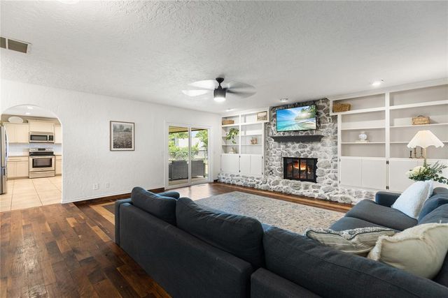 11017 NW 113th Street, Yukon, OK 73099