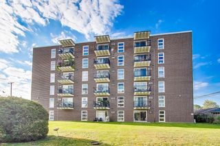 7229 W HIGGINS Avenue 602, Chicago, IL 60656