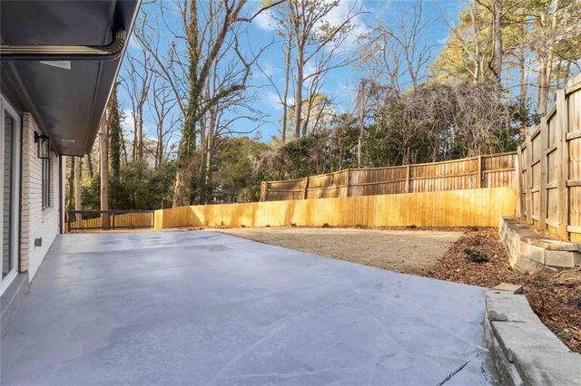 2338 Greenglade NE Road, Atlanta, GA 30345