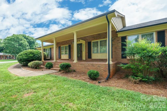 1602 Arden Drive, Lincolnton, NC 28092