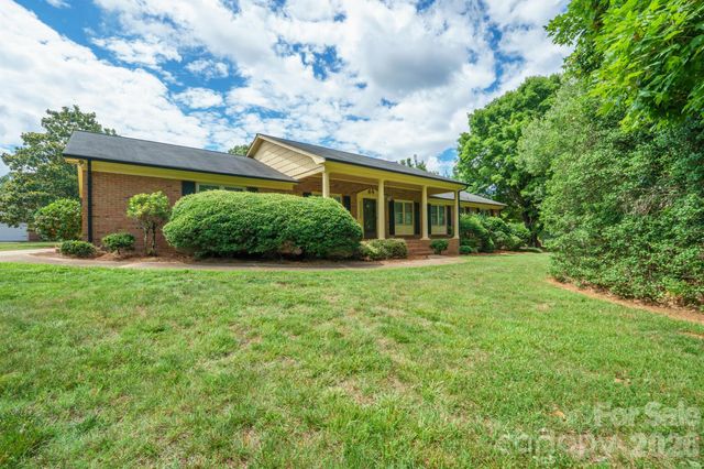 1602 Arden Drive, Lincolnton, NC 28092