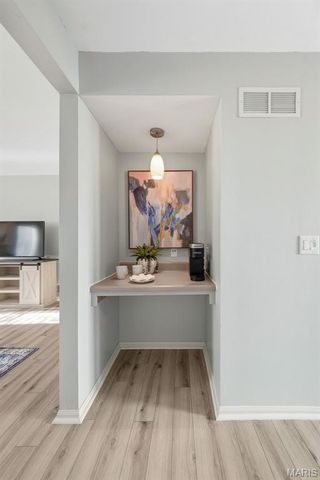 4007 Sherman Park Drive 16G, St Charles, MO 63303