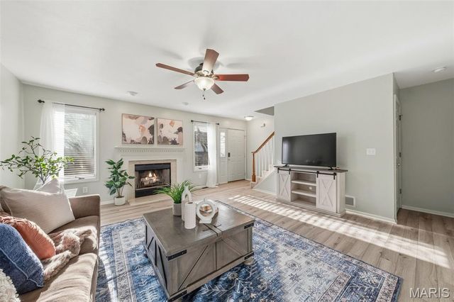 4007 Sherman Park Drive 16G, St Charles, MO 63303