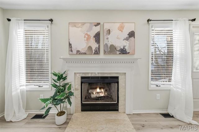 4007 Sherman Park Drive 16G, St Charles, MO 63303