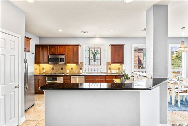 430 White Cyn, San Antonio, TX 78260