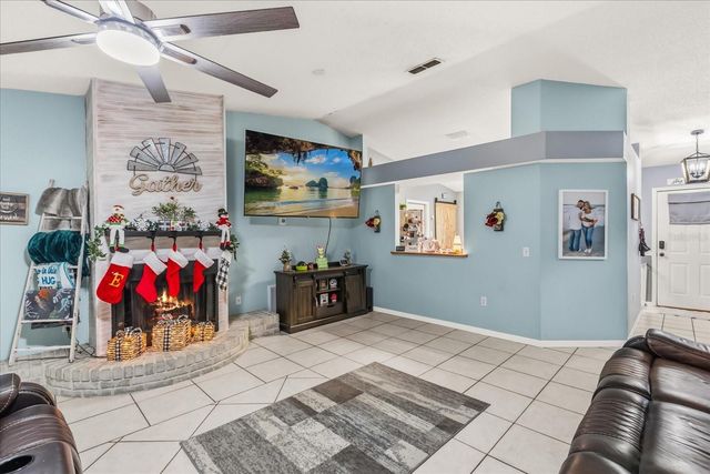 480 CHESTNUT AVENUE, Orange City, FL 32763