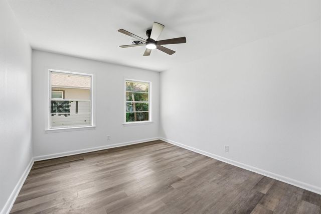 5002 Live Oak Drive, Texas City, TX 77591
