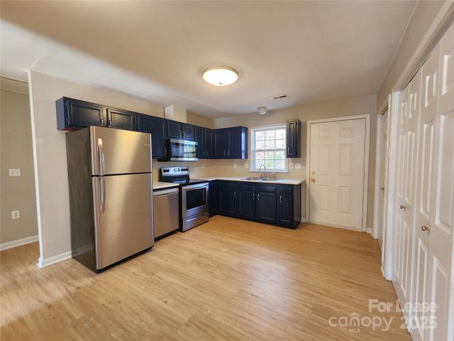 1247 Forest Park Drive, Kannapolis, NC 28083