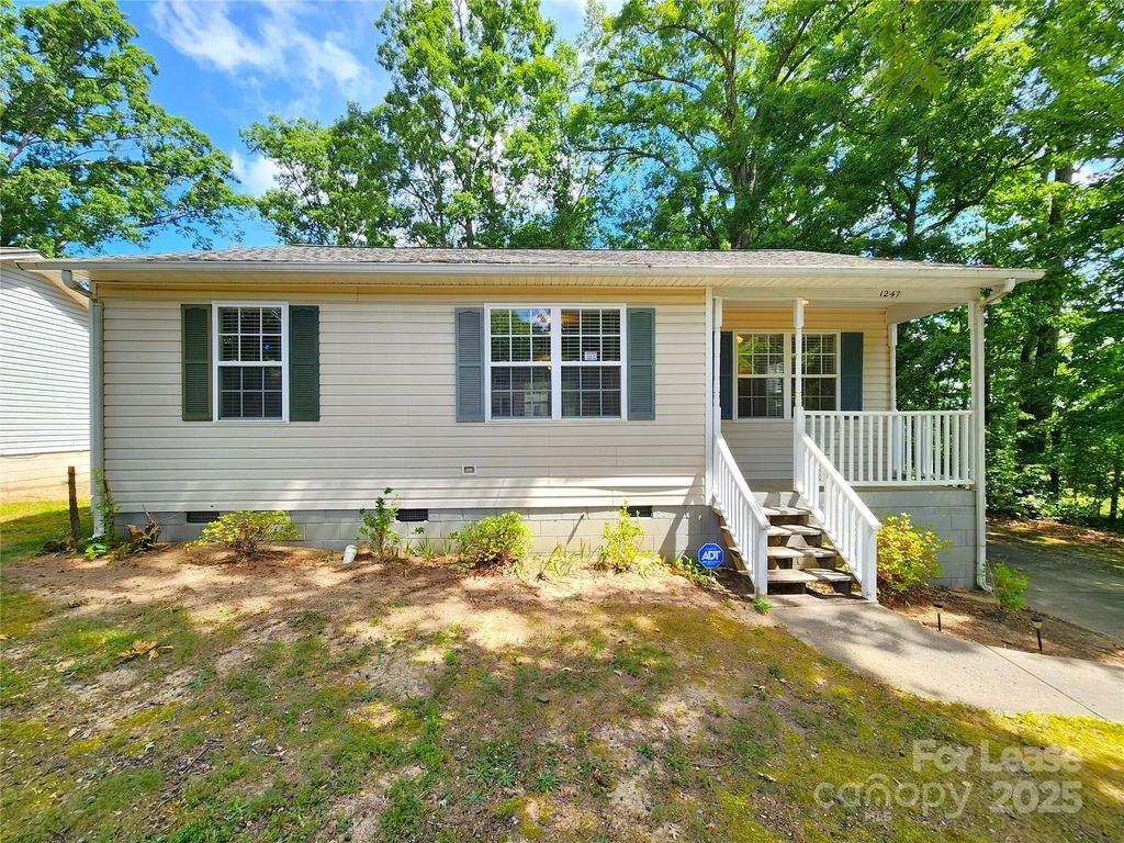 1247 Forest Park Drive, Kannapolis, NC 28083