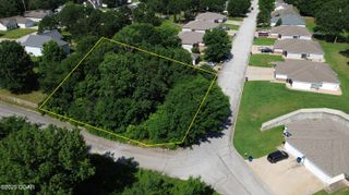 1706 Redbud Drive, Joplin, MO 64801