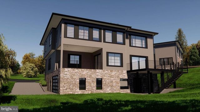 2055 TRUMBULL TER NW, Washington, DC 20011