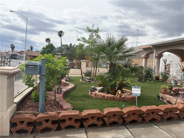 93 Vallejo Avenue, Las Vegas, NV 89110