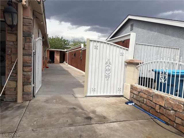 93 Vallejo Avenue, Las Vegas, NV 89110