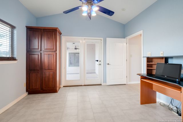 1205 County Road 4516, Castroville, TX 78009