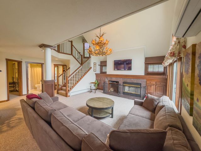 9A Windham Way, Dover, VT 05356