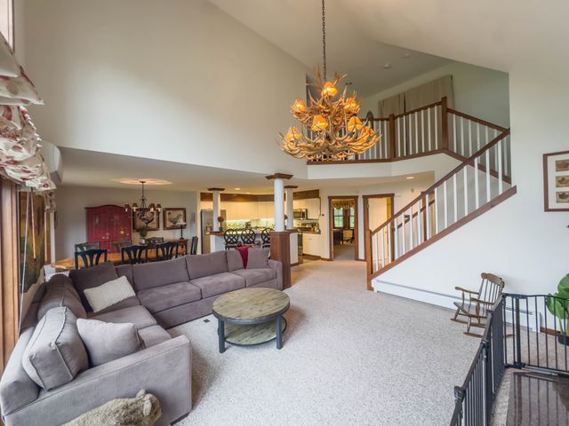 9A Windham Way, Dover, VT 05356