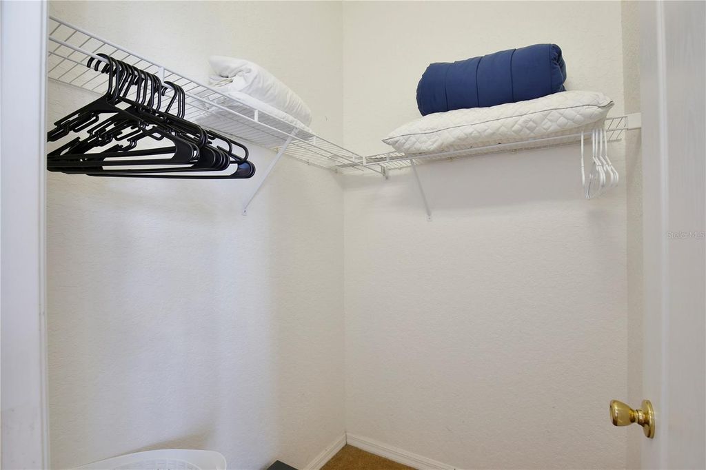 Image 15 of property listing at 835 BIRKDALE STREET, Davenport, FL 33897